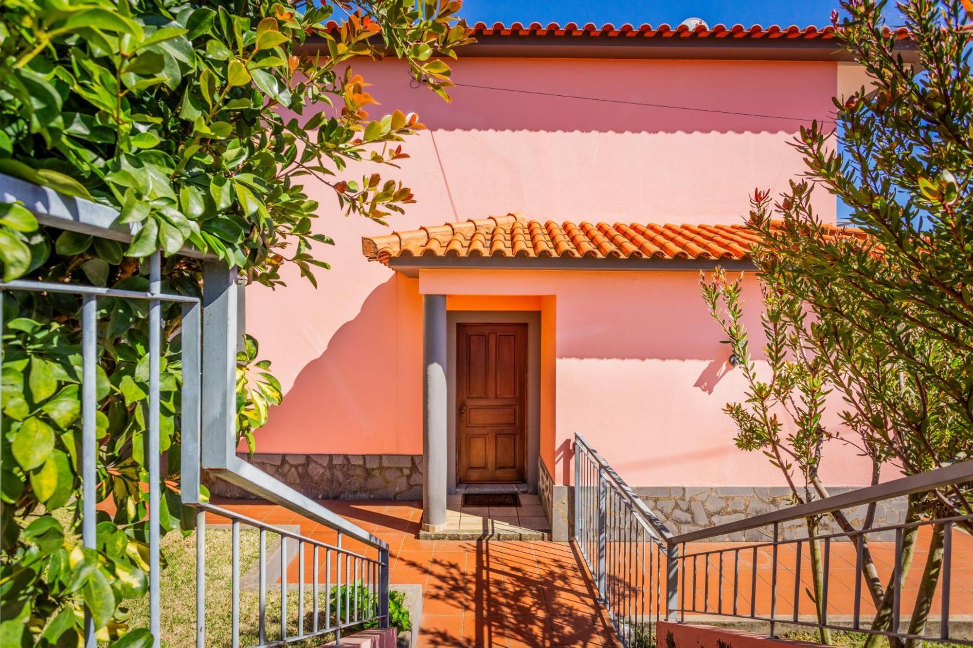 Tranquil Oasis: 3 Bedroom Sea View Villa With Lush Yard Funchal  Exteriör bild