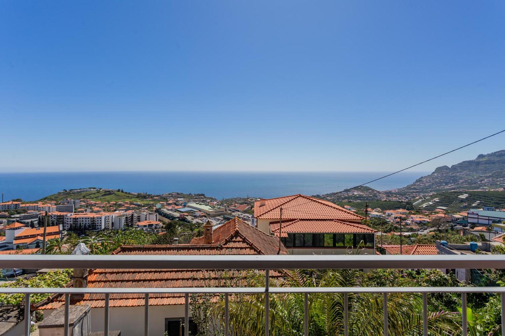 Tranquil Oasis: 3 Bedroom Sea View Villa With Lush Yard Funchal  Exteriör bild